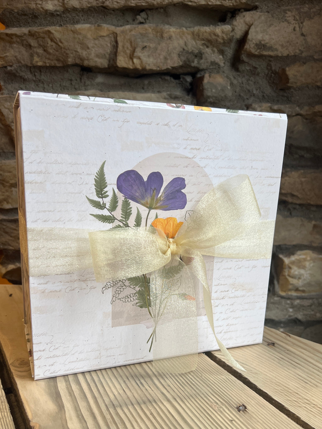 Gift Box — Seasonal Selection