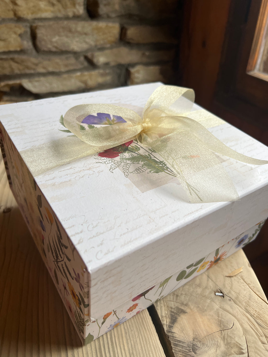 Gift Box — Seasonal Selection